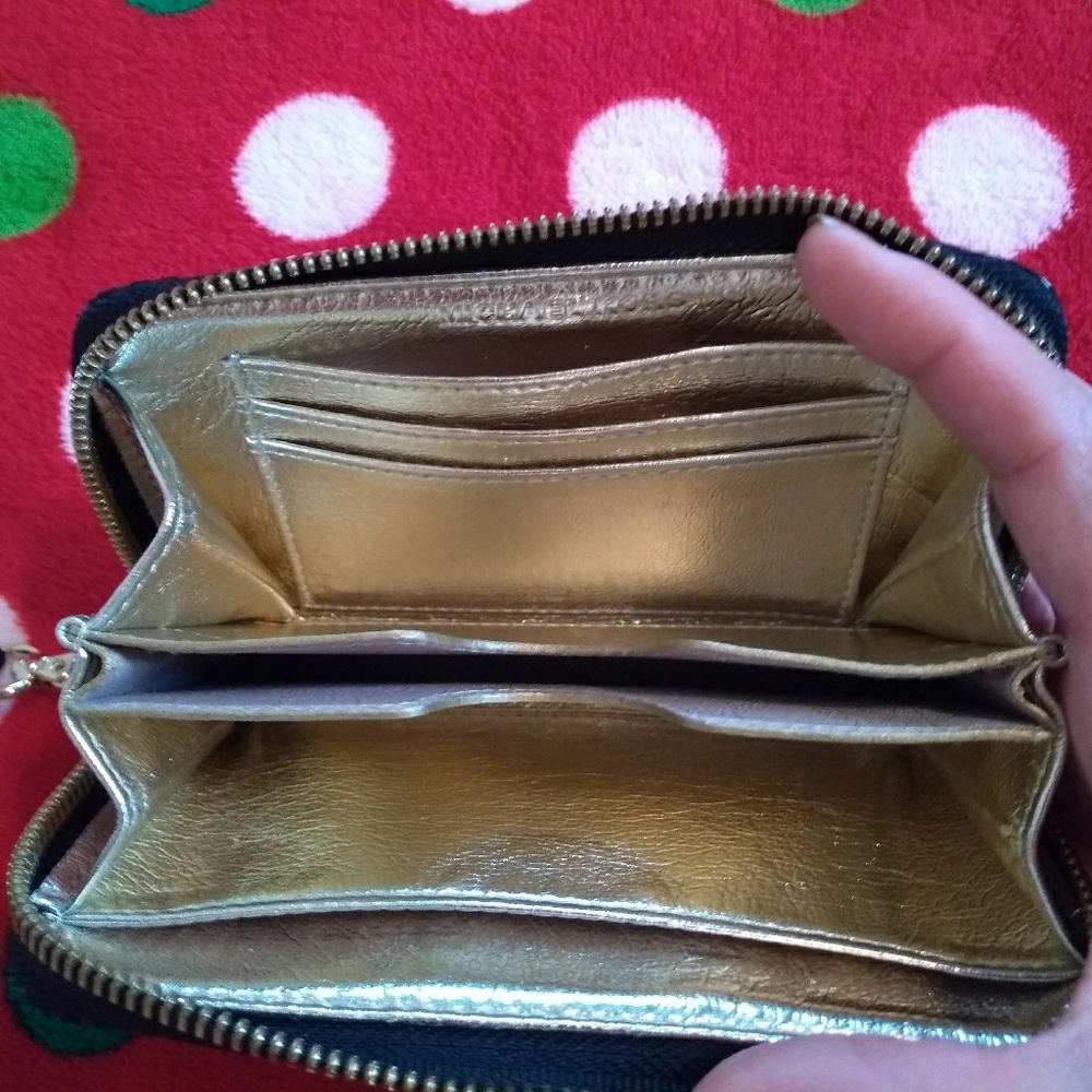 ⭐Sale⭐ PRICE FIRM!!!! Michael Kors Wristlet - Picture 5 of 7